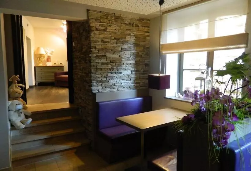 בית מלון כפרי L Hostellerie Du Château