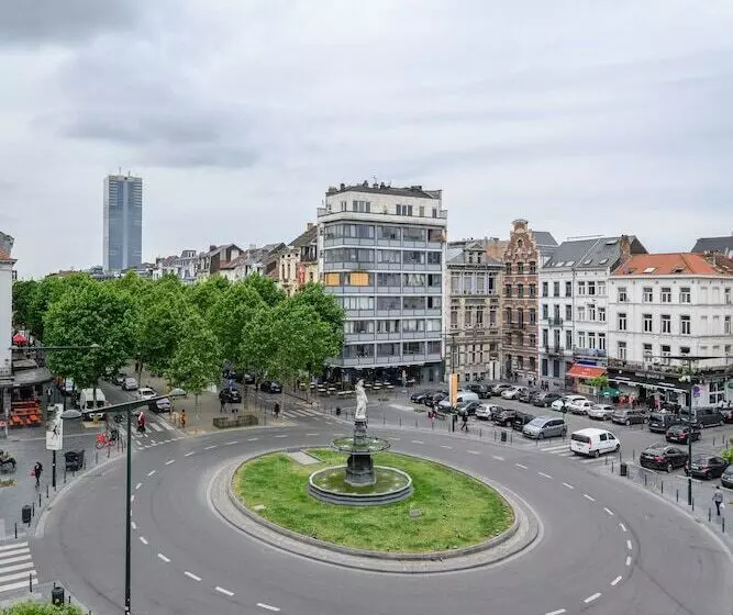 هتل La Grande Cloche