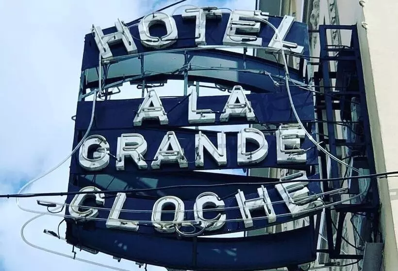 هتل La Grande Cloche
