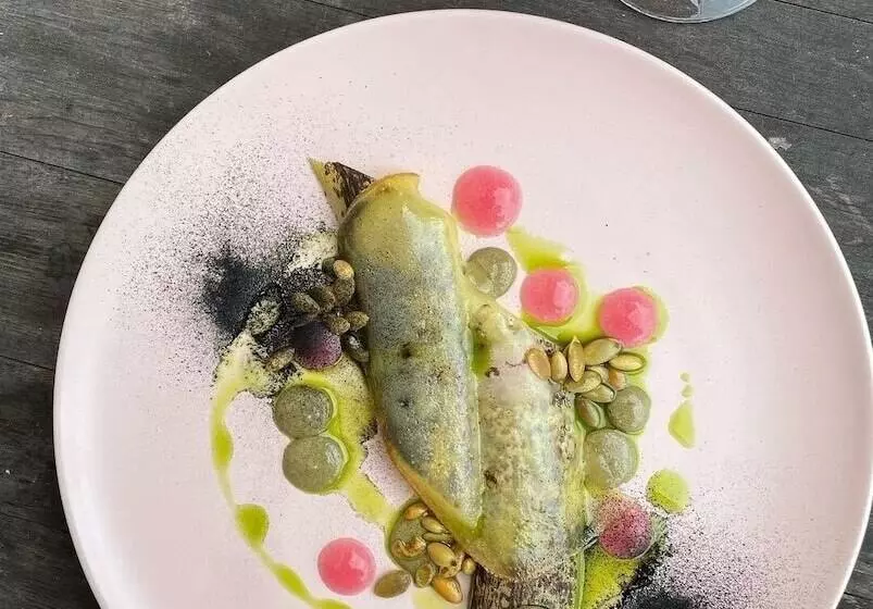 هتل La Grande Cloche