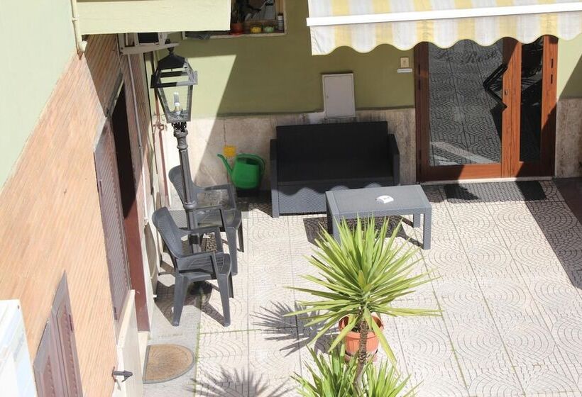 בית מלון כפרי Le Rose