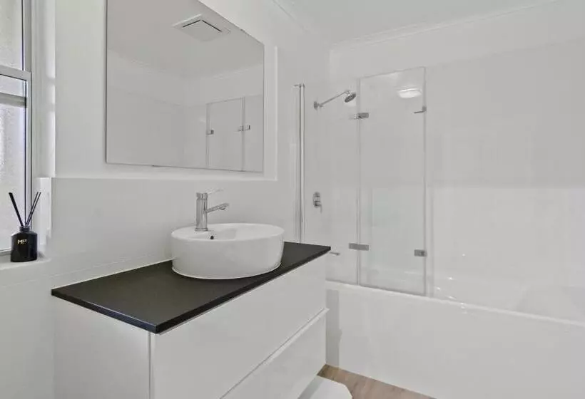 ホテル Serenity Apartments Noosa