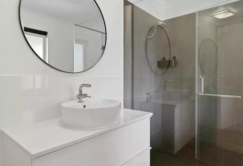 ホテル Serenity Apartments Noosa