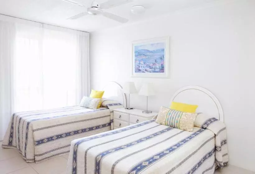 ホテル Serenity Apartments Noosa