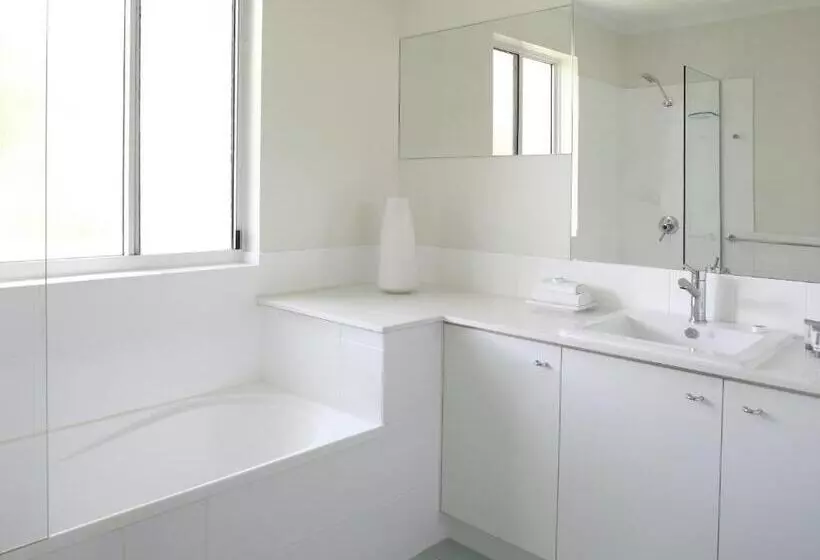 ホテル Serenity Apartments Noosa