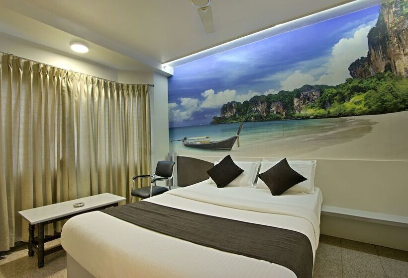 فندق Mannars Residency