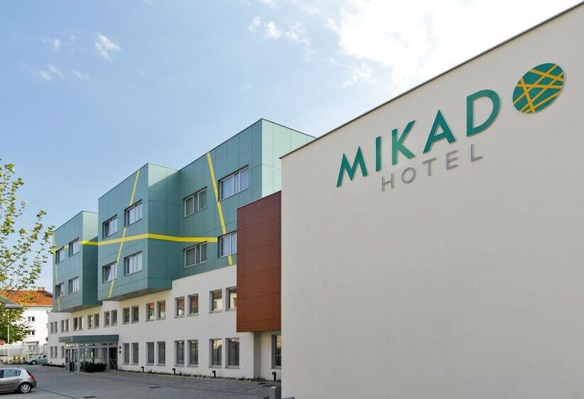 בית מלון כפרי Mikado