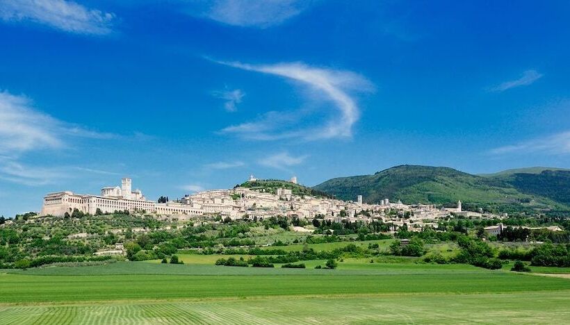 בית מלון כפרי Moderno