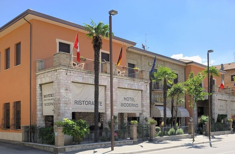 בית מלון כפרי Moderno