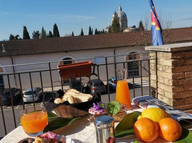 בית מלון כפרי Moderno