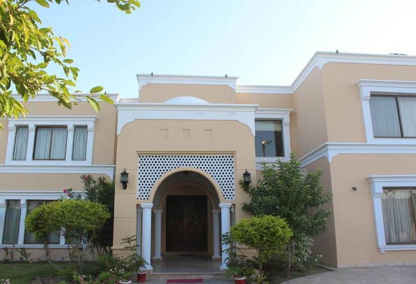 호텔 One Bahawalpur