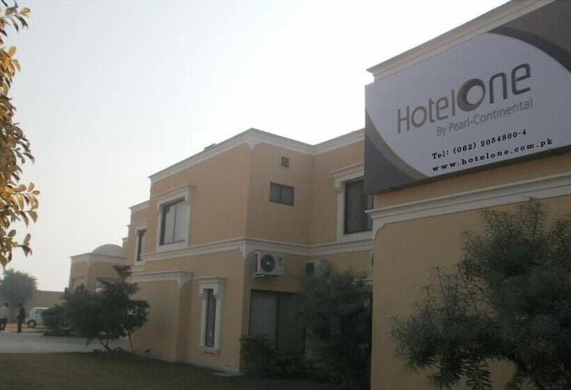 호텔 One Bahawalpur