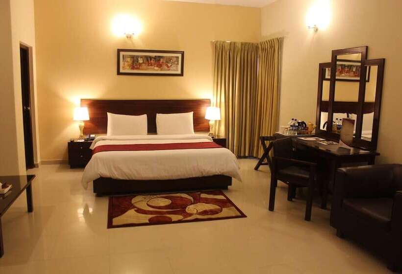 호텔 One Bahawalpur