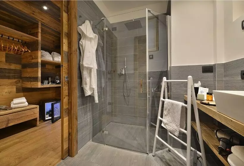 ホテル Piccolo Tibet