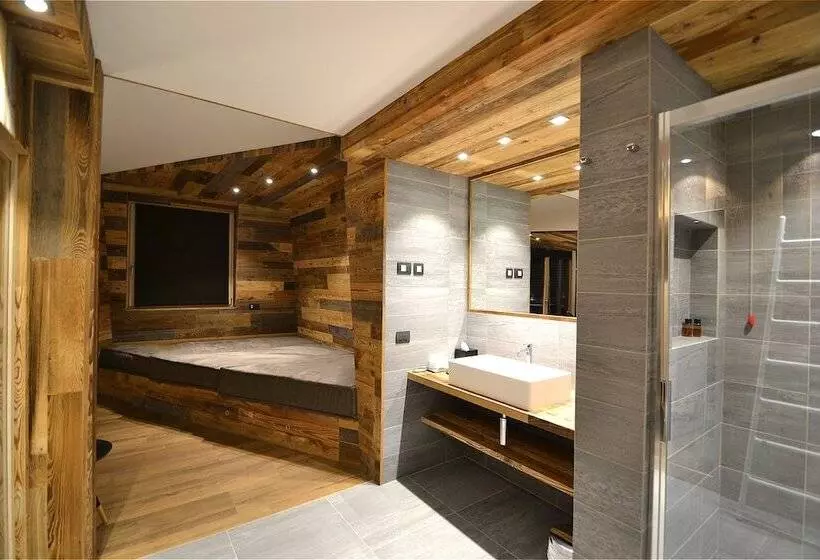 ホテル Piccolo Tibet