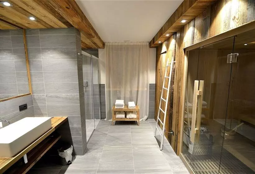 ホテル Piccolo Tibet