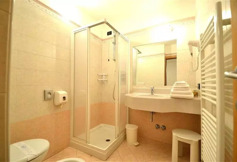 ホテル Piccolo Tibet