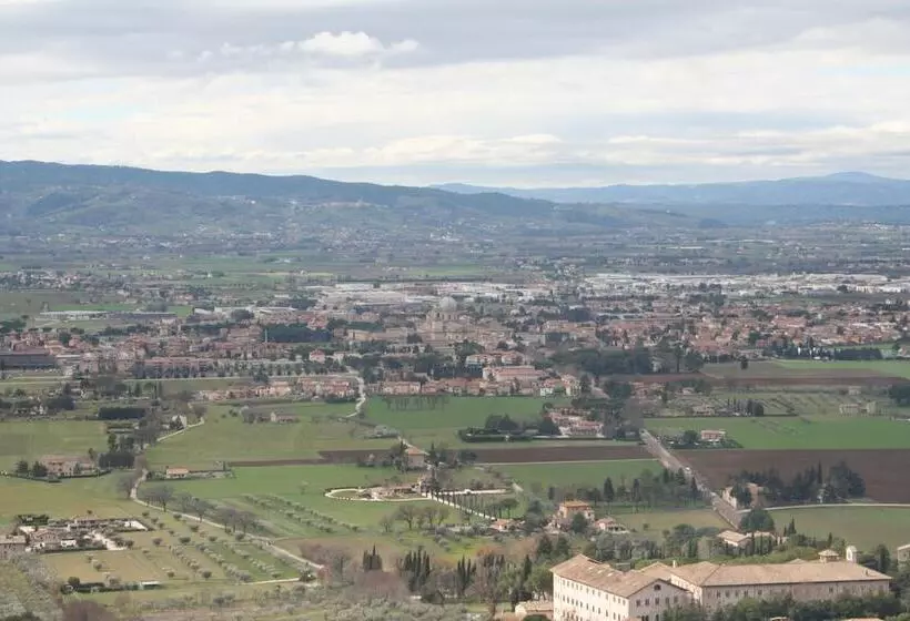 فندق Posta Panoramic Assisi