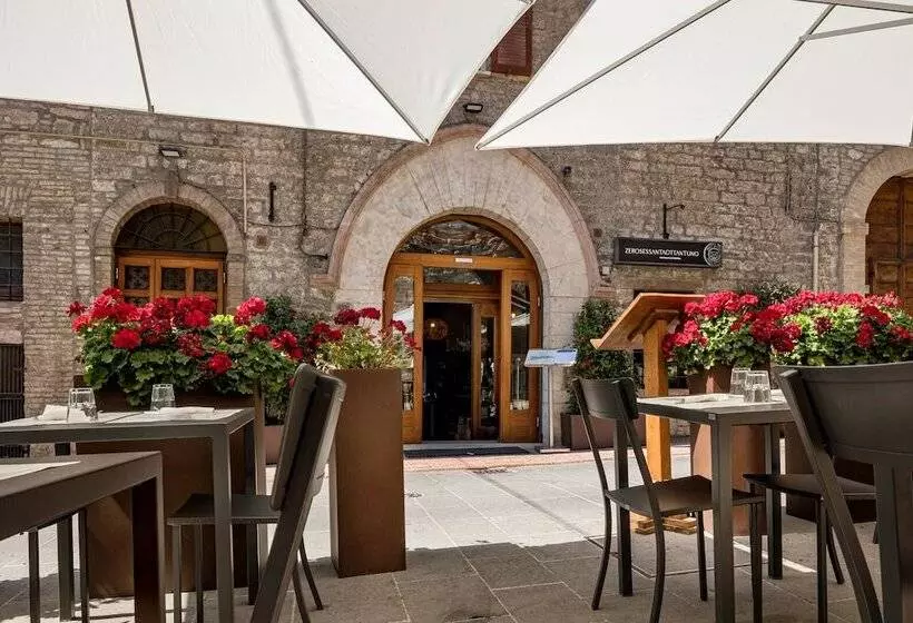 فندق Posta Panoramic Assisi