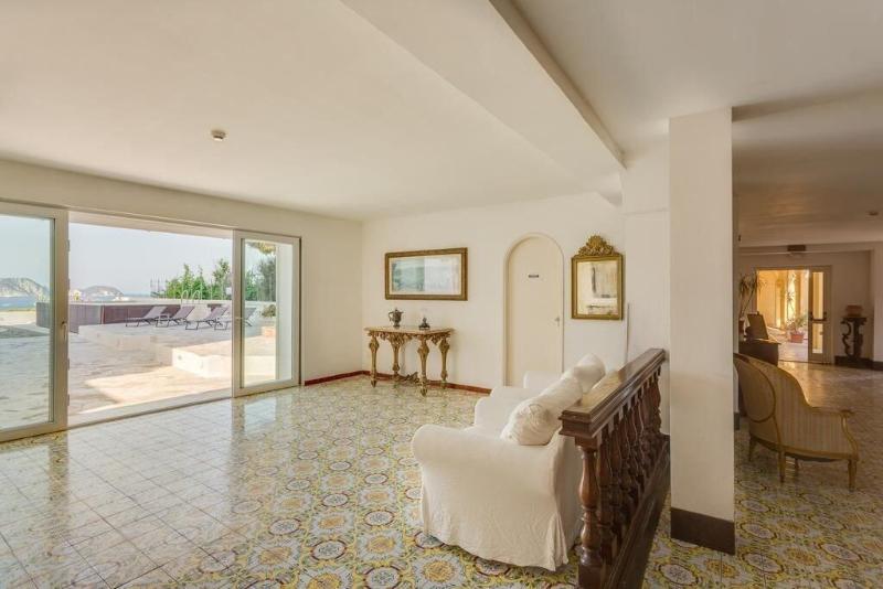 فندق Torre Dei Borboni