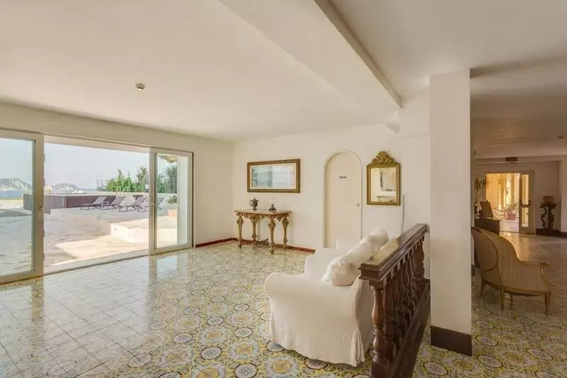 호텔 Torre Dei Borboni