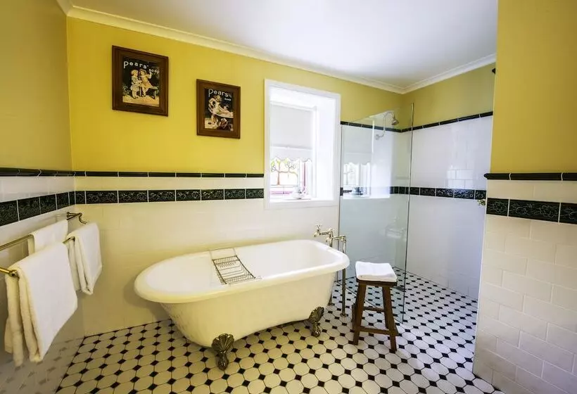 ホテル Touchwood Cottages