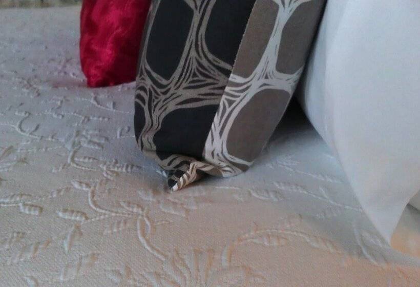 酒店 Touchwood Cottages