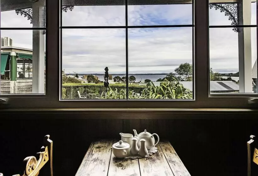 ホテル Touchwood Cottages