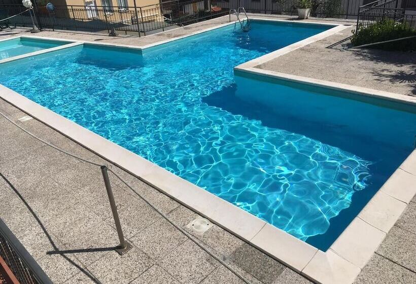 בית מלון כפרי Ulivo