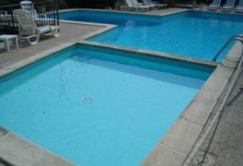 בית מלון כפרי Ulivo