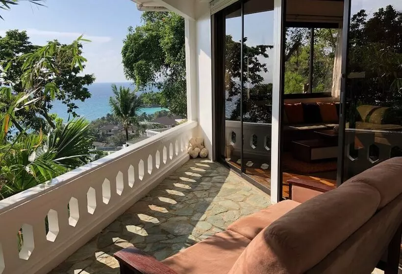 Argonauta Boracay Boutique Hotel With Apartments And Villas