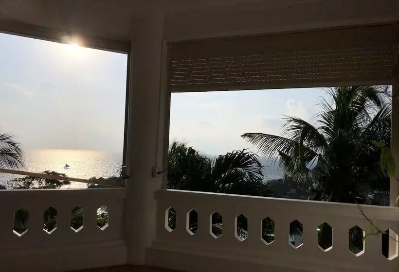 Argonauta Boracay Boutique Hotel With Apartments And Villas