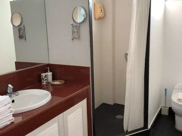 Argonauta Boracay Boutique Hotel With Apartments And Villas