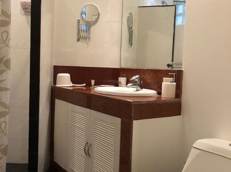 Argonauta Boracay Boutique Hotel With Apartments And Villas