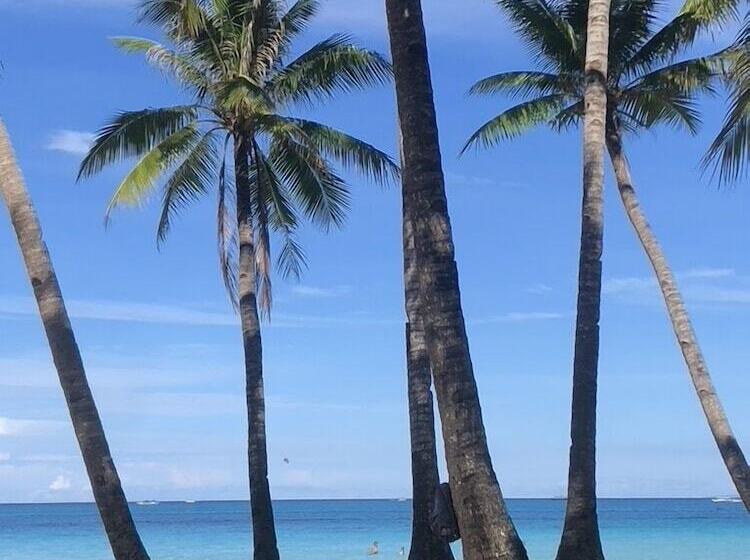 Argonauta Boracay Boutique Hotel With Apartments And Villas