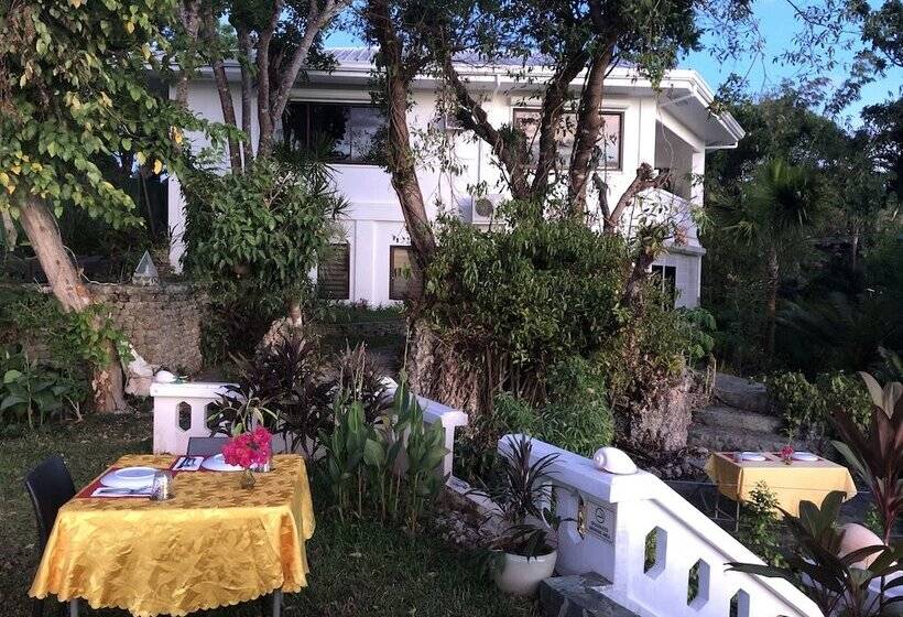 Argonauta Boracay Boutique Hotel With Apartments And Villas