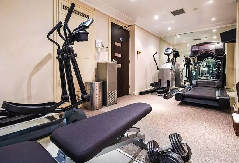 Cheval Phoenix House At Sloane Square