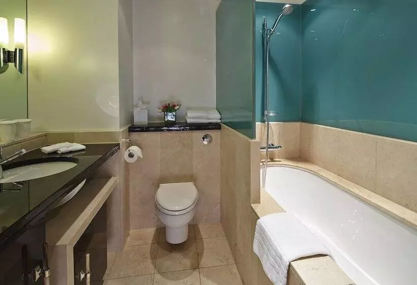 Cheval Phoenix House At Sloane Square