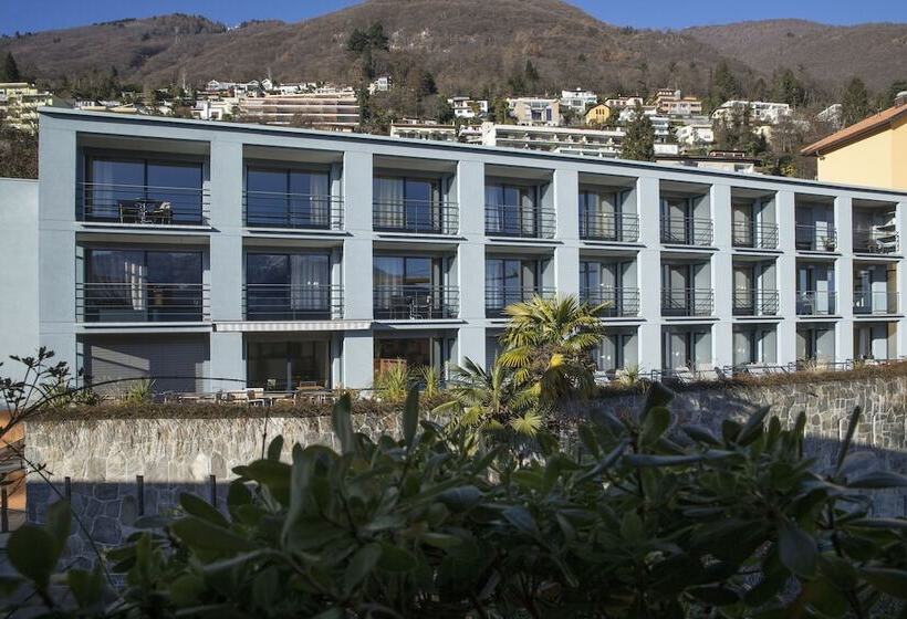 ホテル La Barca Blu