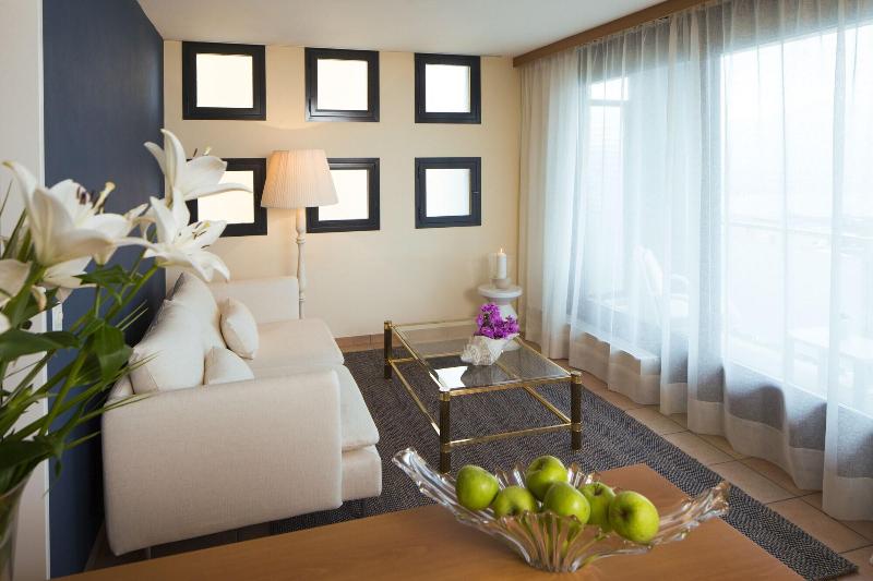 ホテル La Barca Blu