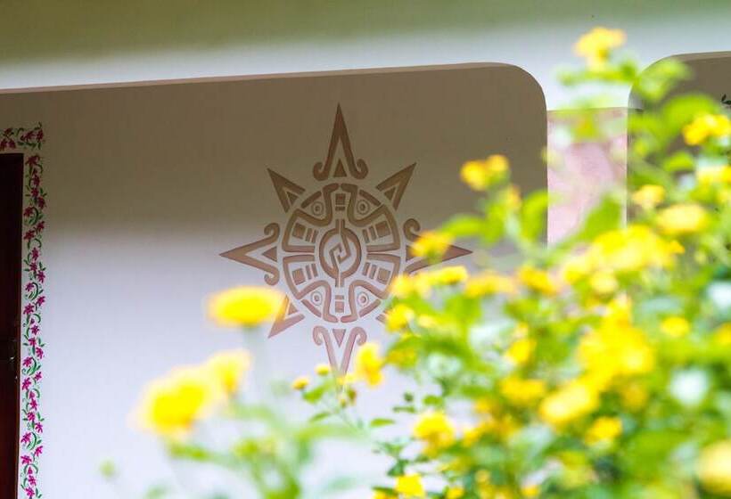 هتل La Rosa De America