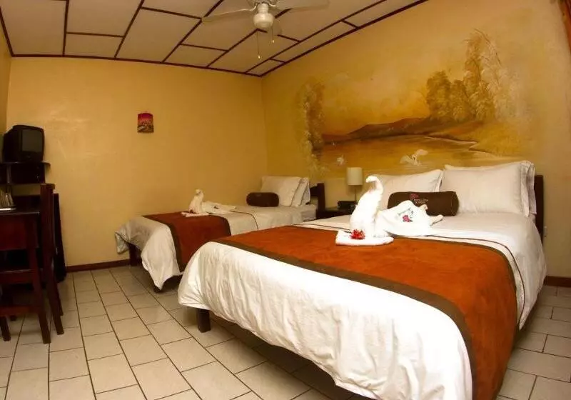 هتل La Rosa De America