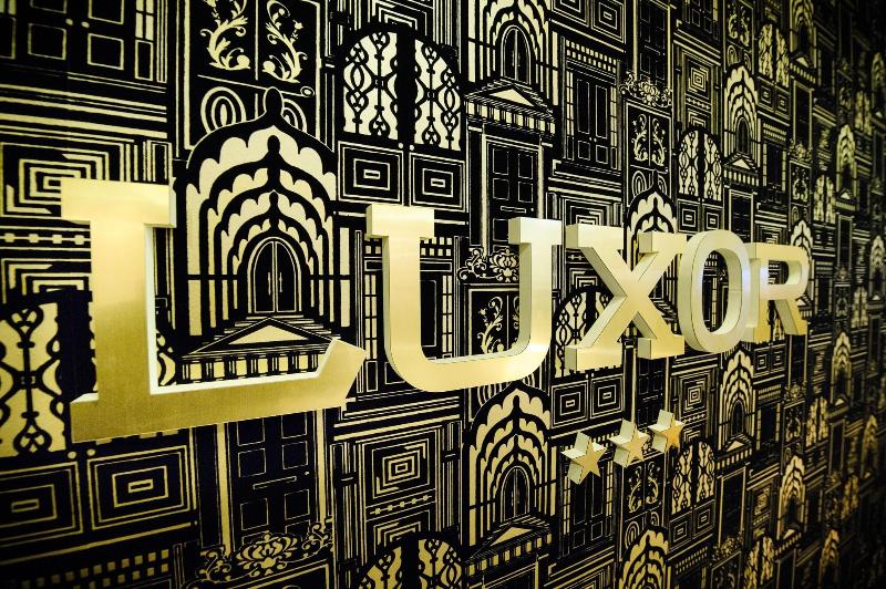 호텔 Luxor