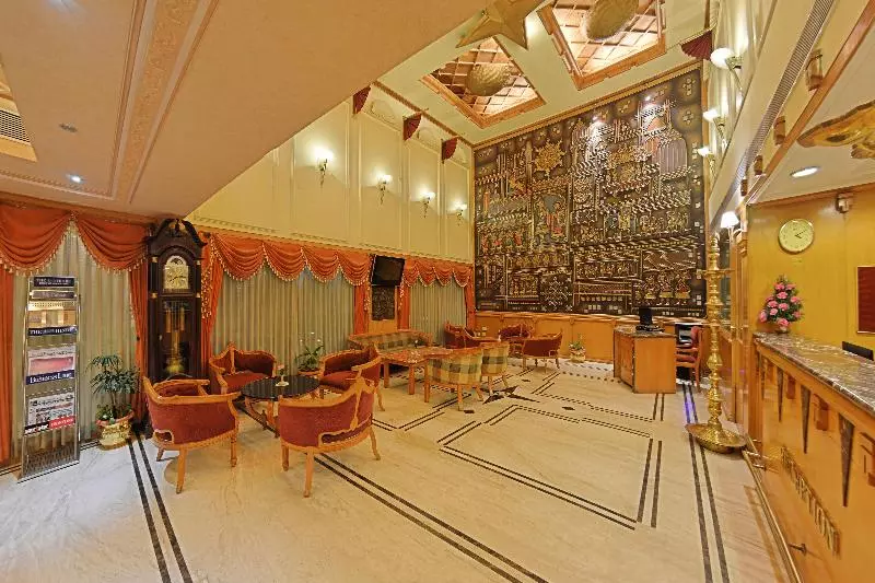 Hotelli Raj Palace