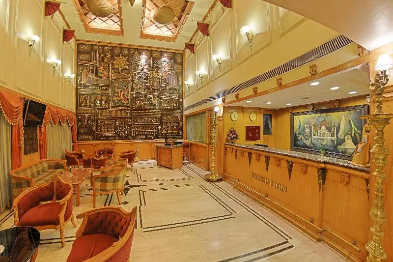 Hotelli Raj Palace