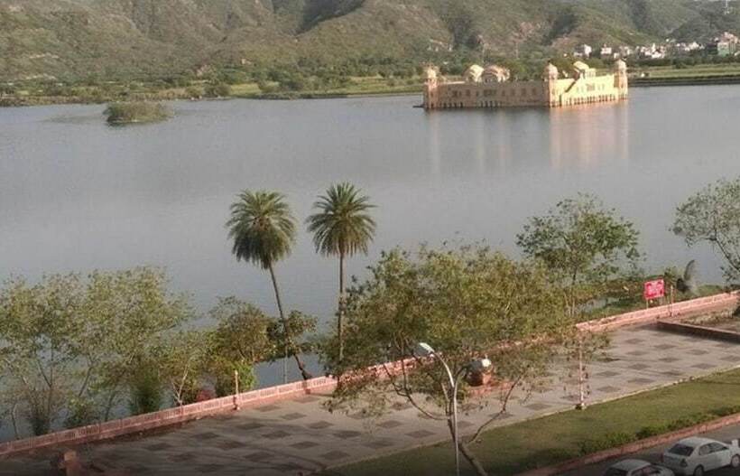 هتل Regenta Central Jal Mahal, Jaipur