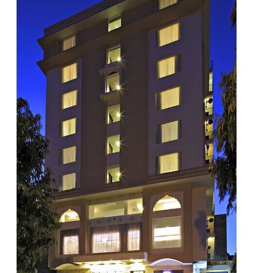 هتل Regenta Central Jal Mahal, Jaipur