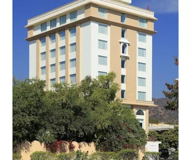 Hotel Regenta Central Jal Mahal, Jaipur