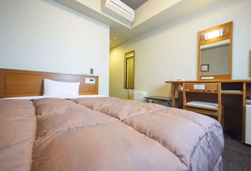 Отель Route Inn Matsusaka Ekihigashi