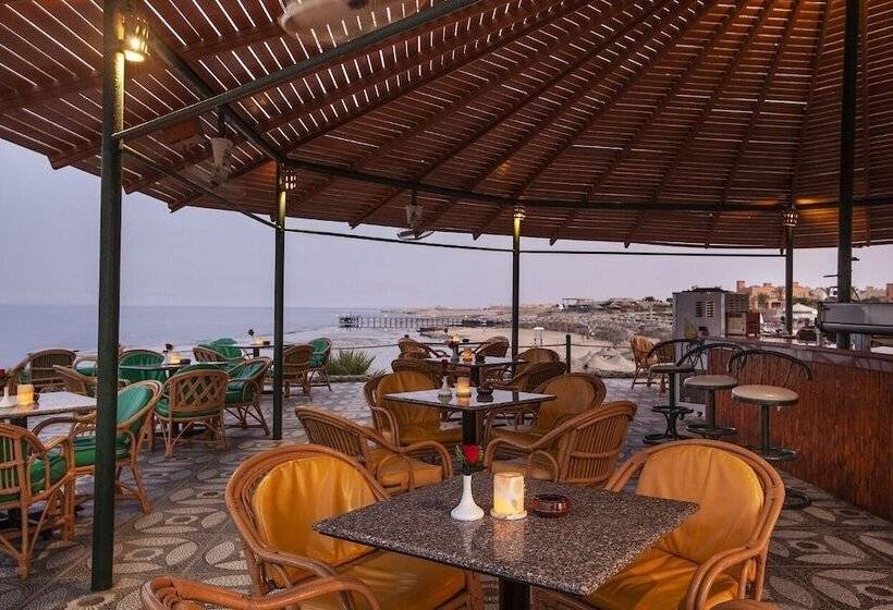 هتل Sentido Akassia Beach